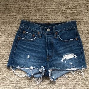 Levi’s 501 shorts size 24 great condition